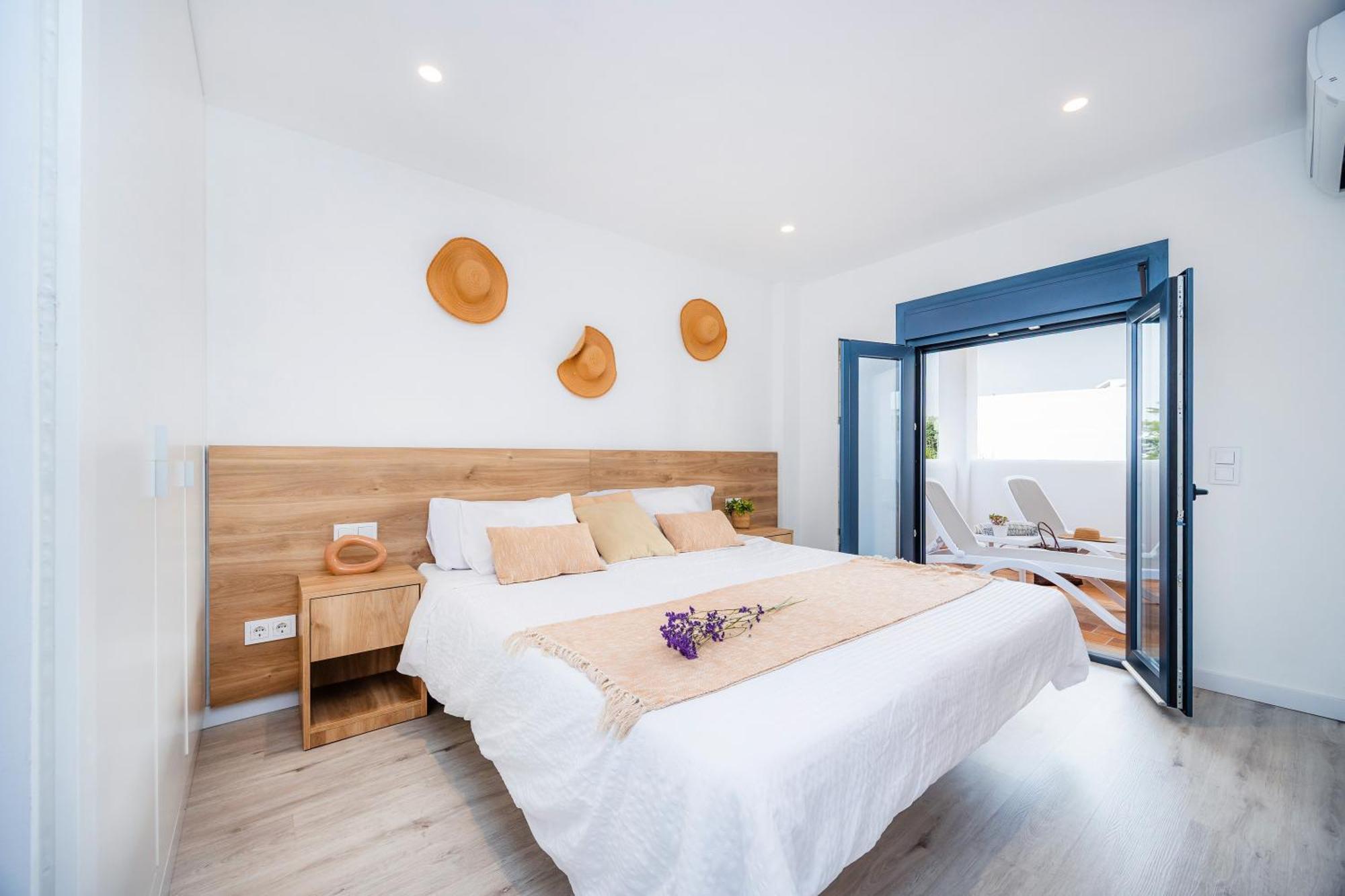 White Suites Cala D´Or Exteriör bild
