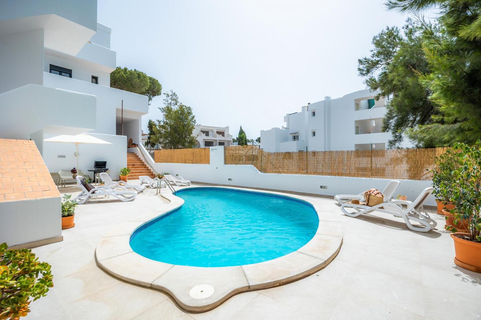 White Suites Cala D´Or Exteriör bild