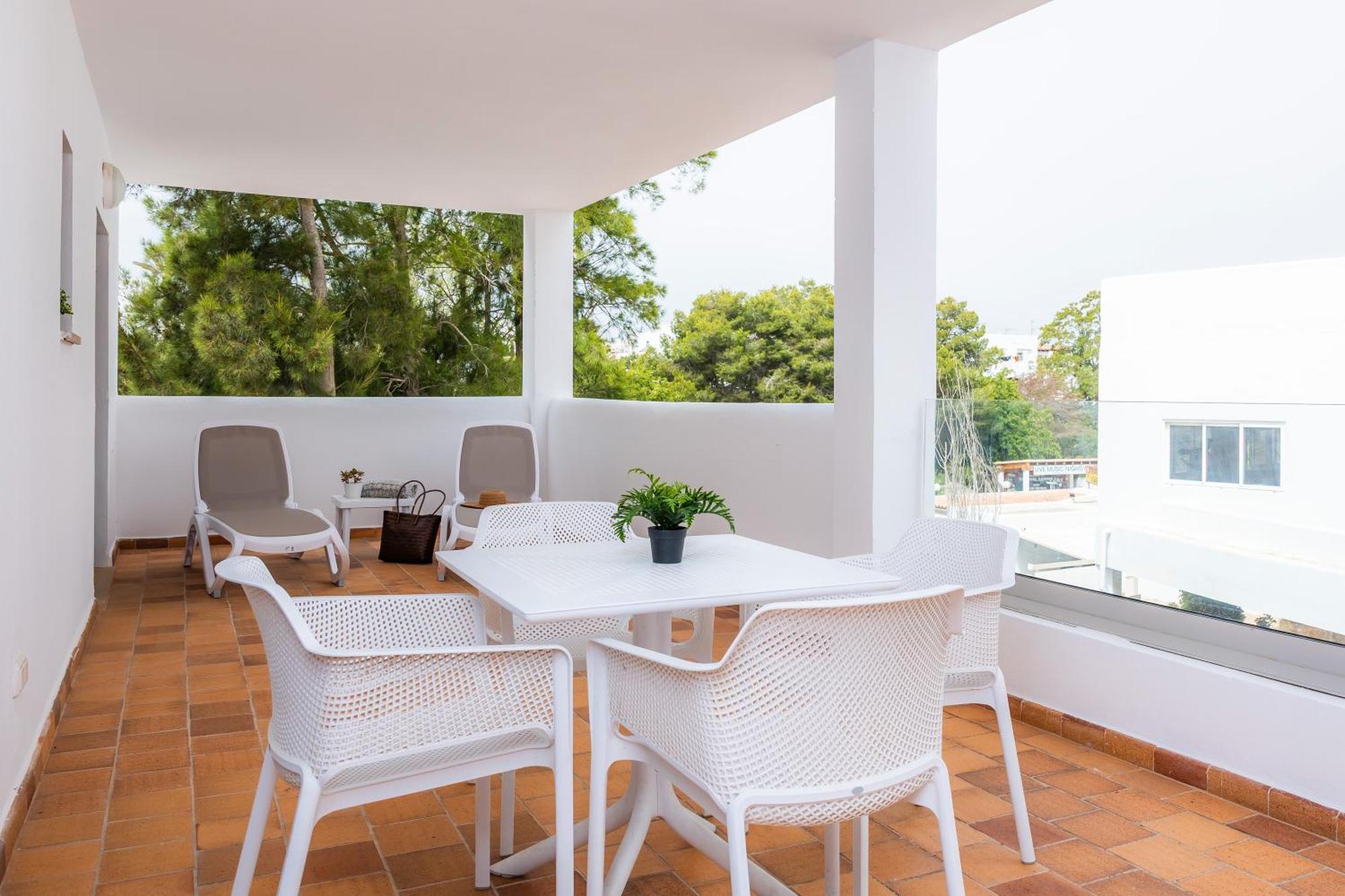 White Suites Cala D´Or Exteriör bild